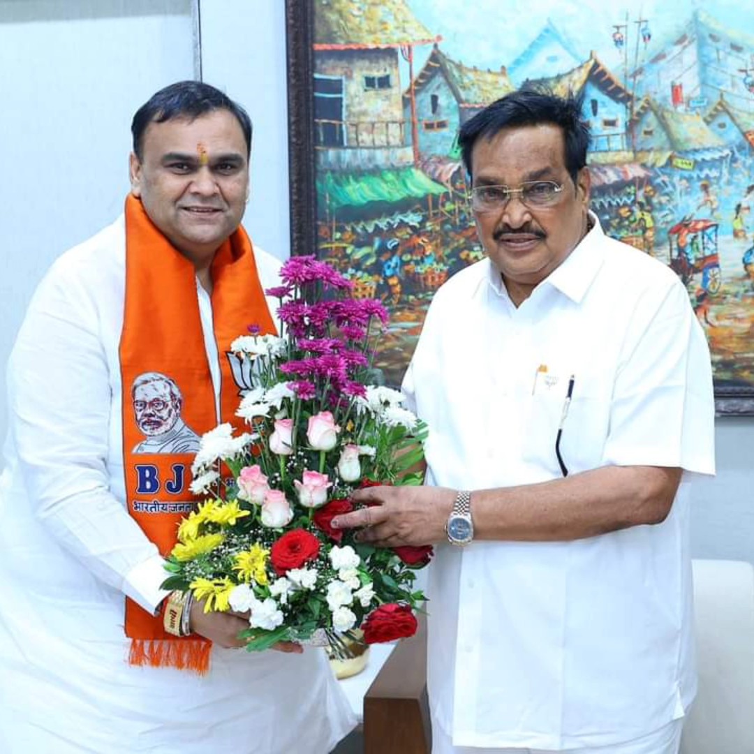 તા.૦૩/૦૩/૨૦૨૪ ના રોજ ગુજરાત પ્રદેશ ભાજપ અધ્યક્ષ શ્રી સી. આર. પાટીલ સાહેબની ચોથી વાર નવસારી સાંસદ તરીકે ઉમેદવાર જાહેર થવા બદલ એમને રૂબરૂ મળી શુભેચ્છા પાઠવી.